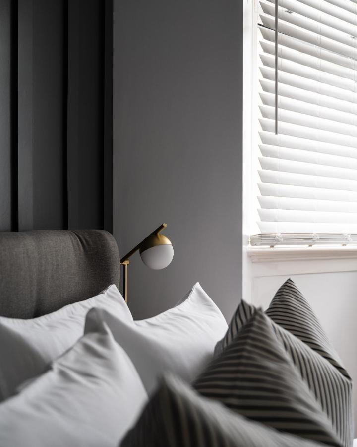 Large Luxury Solihull House - The Residence - Close To Nec - Sleeps 9 Exterior photo