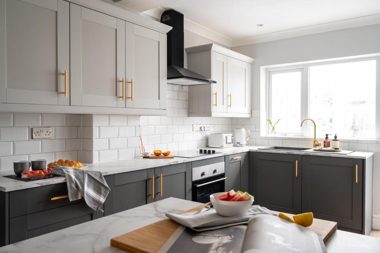 Large Luxury Solihull House - The Residence - Close To Nec - Sleeps 9 Exterior photo