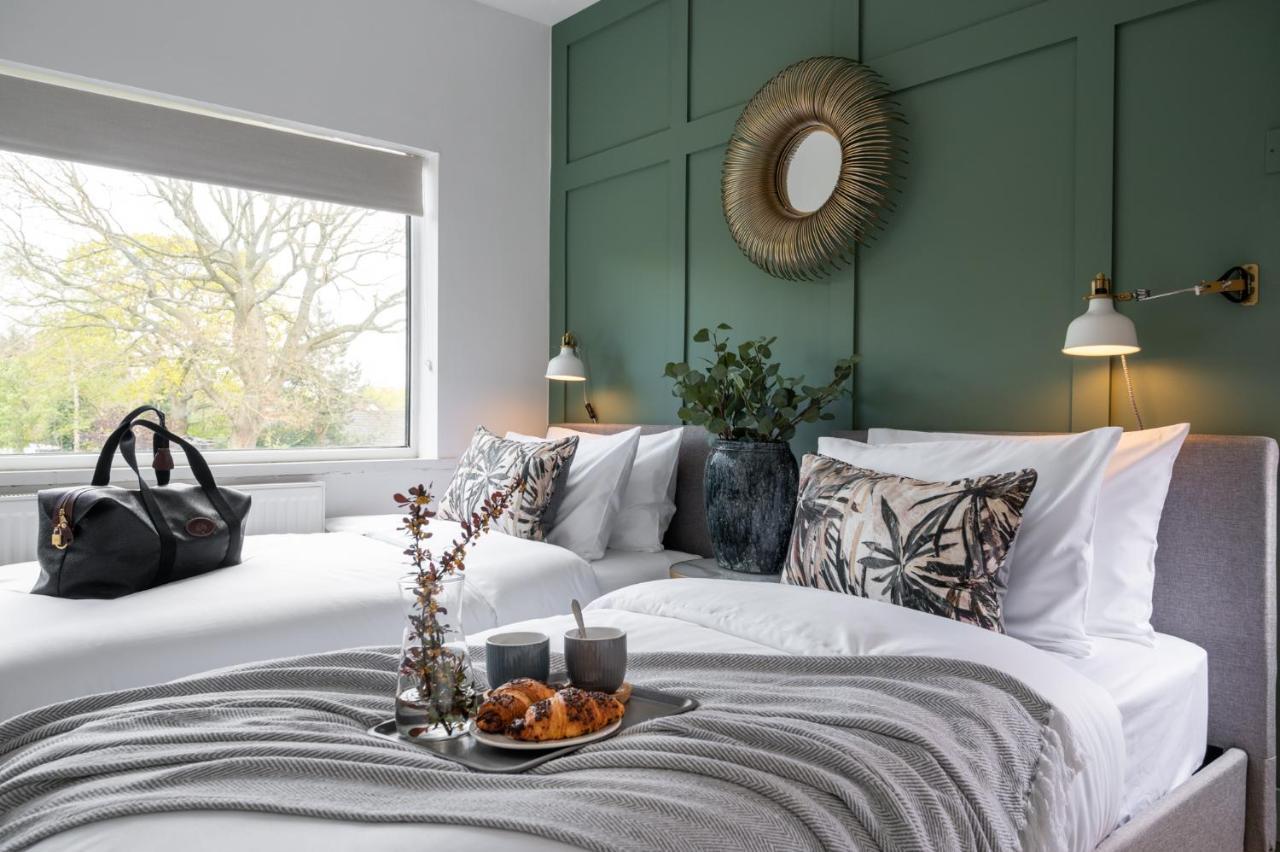 Large Luxury Solihull House - The Residence - Close To Nec - Sleeps 9 Exterior photo